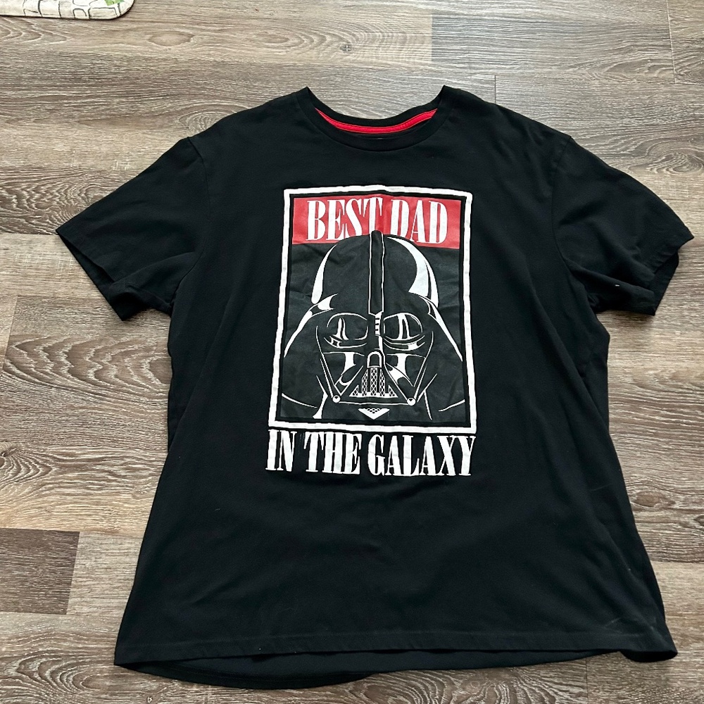 Star Wars Men’s XXL Darth Vader Best Dad T-Shirt Black/White/Red
